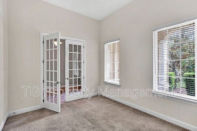 Building Photo - 18 Portside Ave