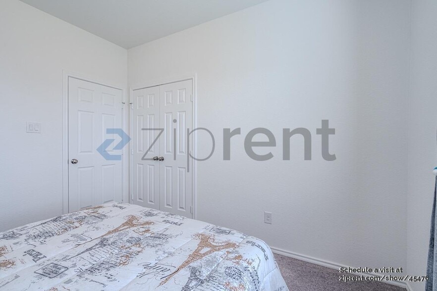 Building Photo - 3218 Longleaf Meadows Dr