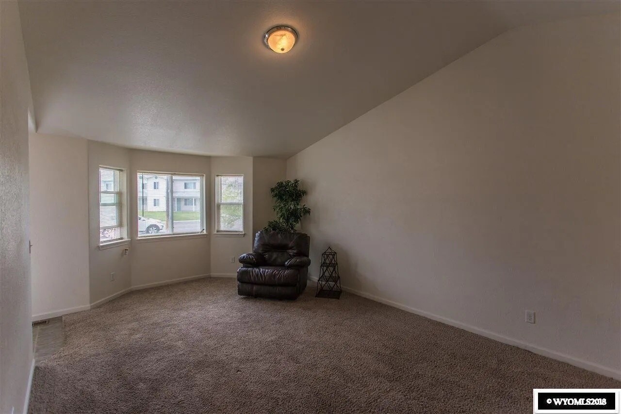 Building Photo - 881 Fulton St