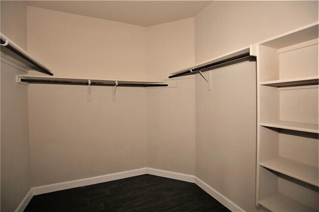 Building Photo - 46 Churchill Farms Dr