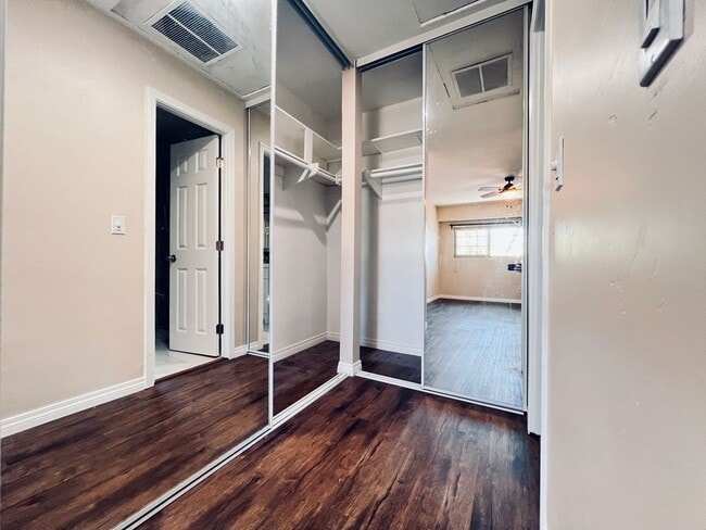 Building Photo - Santee 2 Bedroom Tamberly Townhouse for Rent