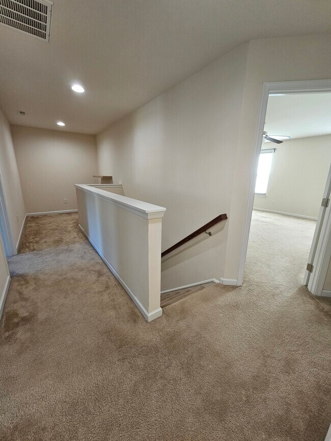 Building Photo - 308 Corday Ln