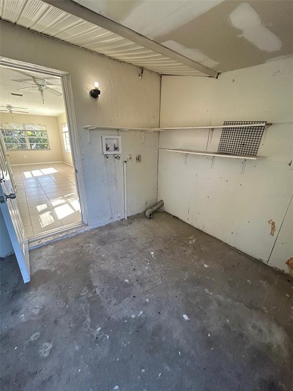 Building Photo - 276 Short St