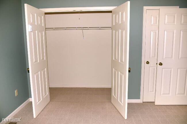 Building Photo - 2 br, 2.5 bath House - 658 Mallard Dr