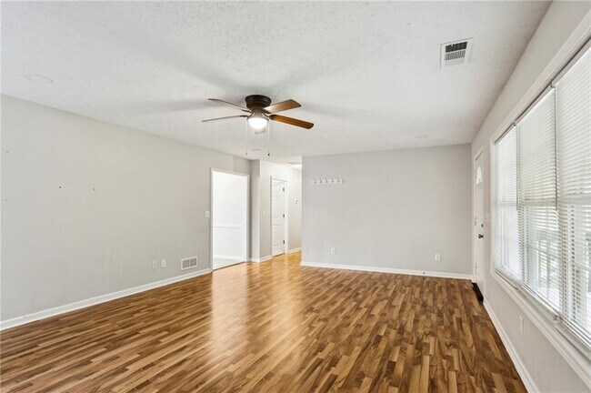 Building Photo - 6365 Union Hill Rd