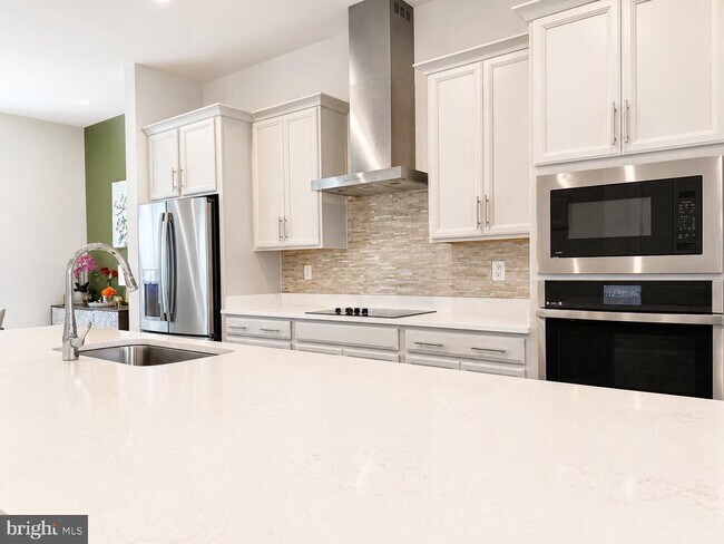 Building Photo - 2383 Liberty Lp