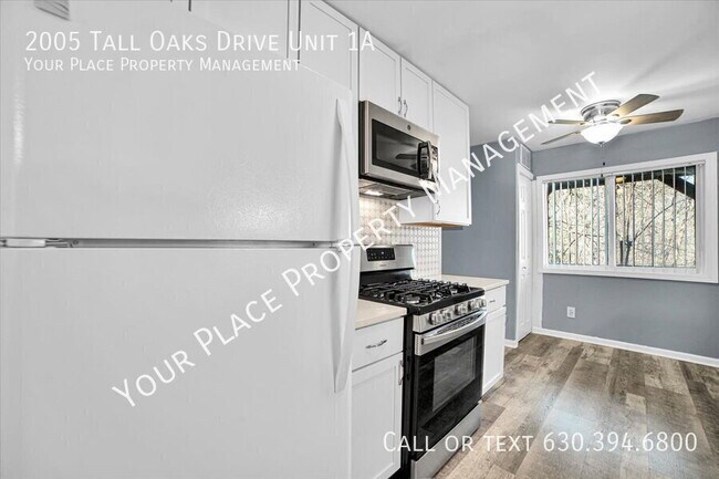 Building Photo - 2005 Tall Oaks Dr