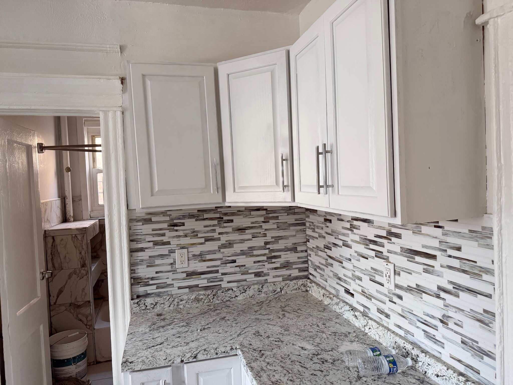 Building Photo - 660 Miller Ave