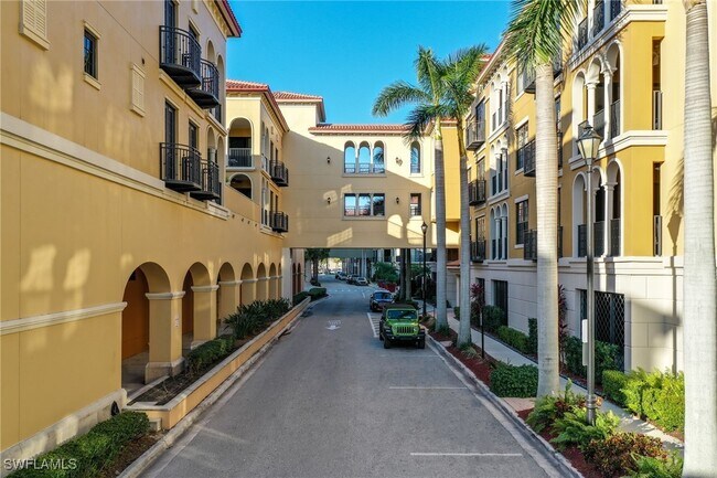 Building Photo - 23161 Fashion Dr