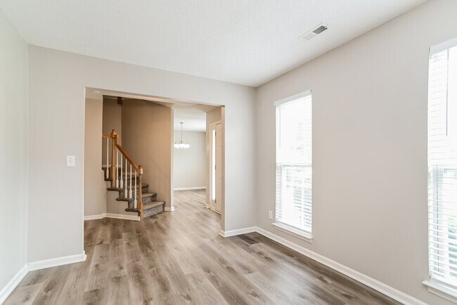 Building Photo - 4924 Rosena Dr