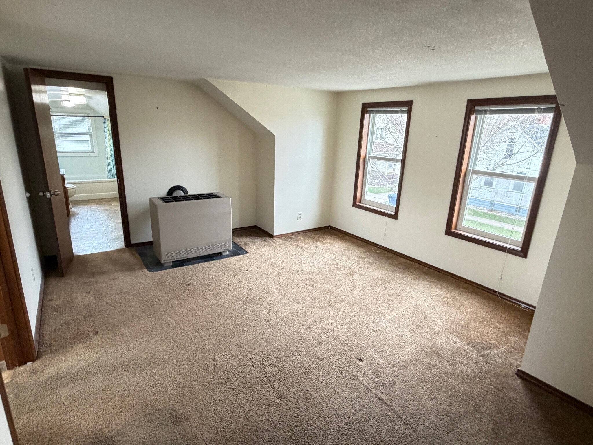 Building Photo - 1700 21st St