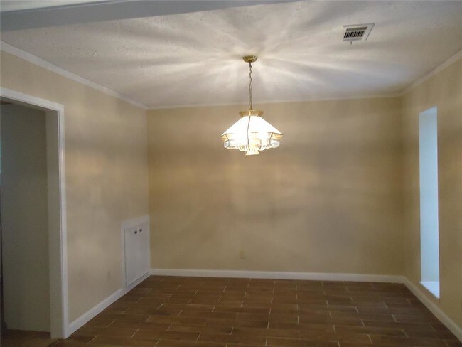 Building Photo - 10519 Brentway Dr