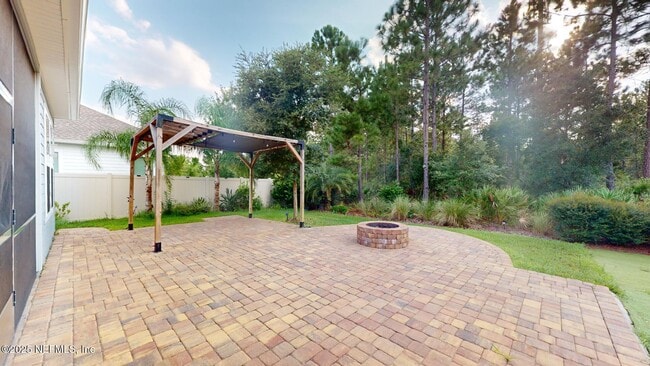 Building Photo - 57 Carina Trl