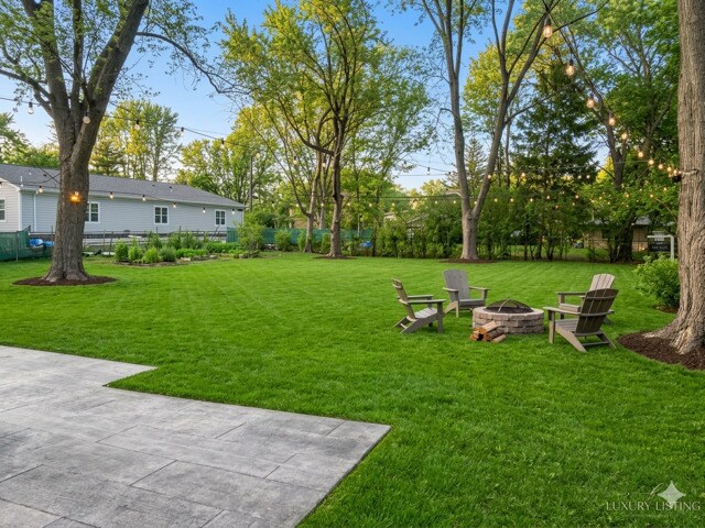 Building Photo - 2930 Dundee Rd