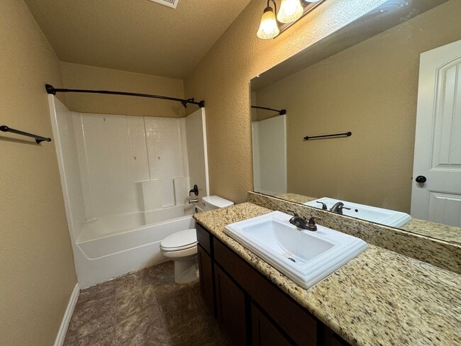 Building Photo - 6304 Castle Gap Dr