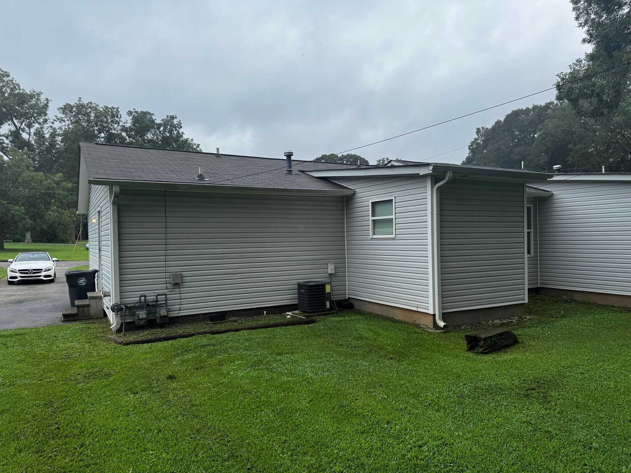 Building Photo - Room in Duplex on New Dawn Ct