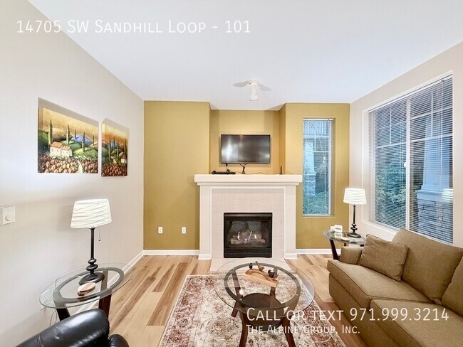 Building Photo - 14705 SW Sandhill Loop