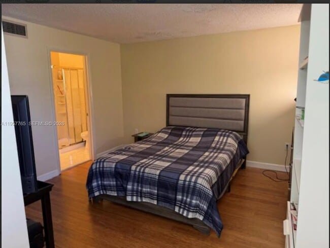 Building Photo - 3089 NE 183rd Ln