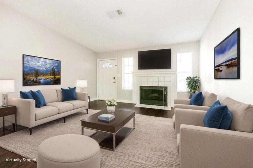 Building Photo - 2830 Robinson Wood Dr