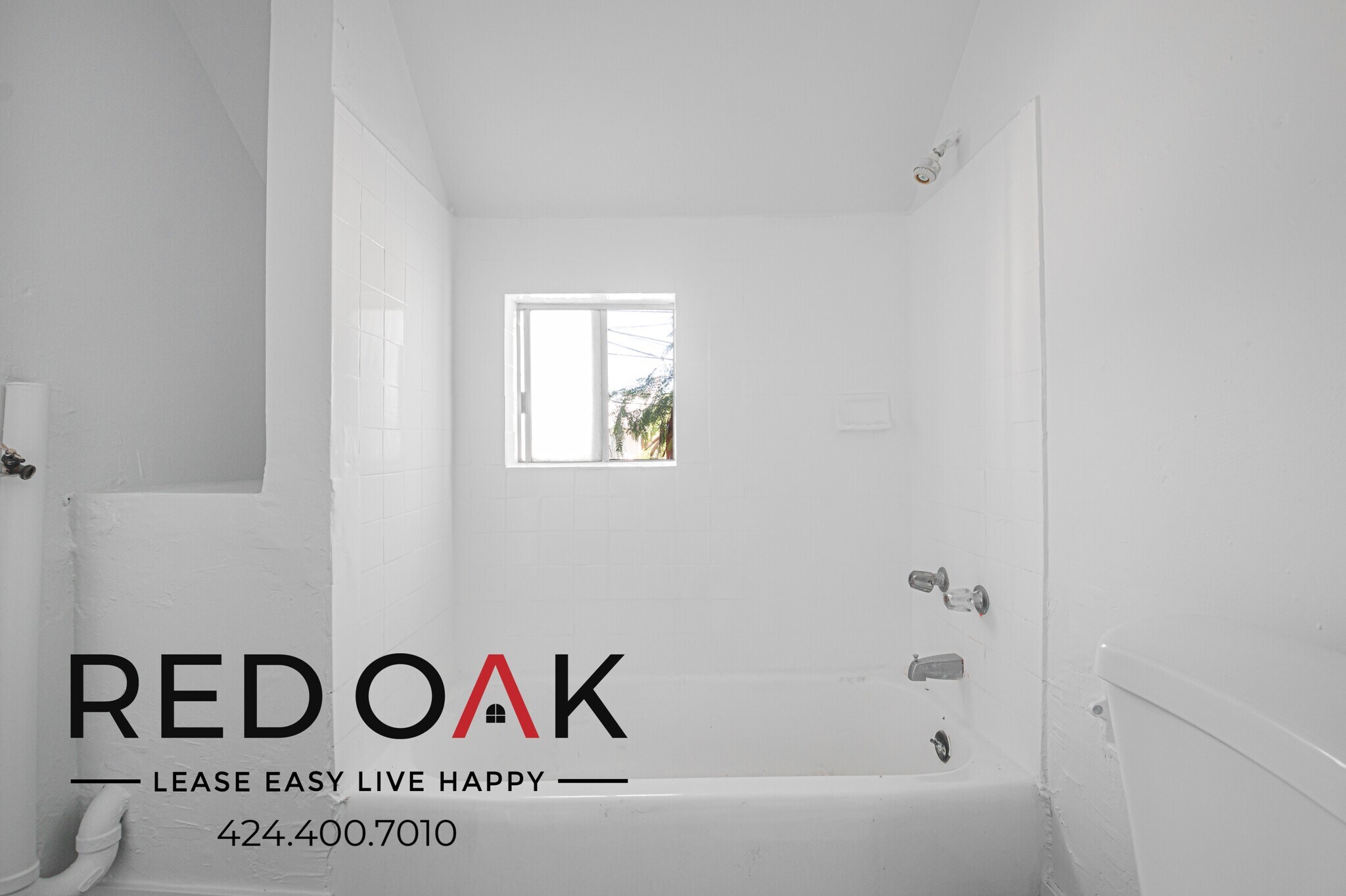 Building Photo - 615 S Soto St