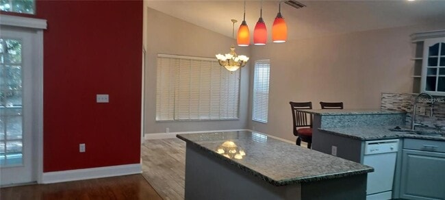 Building Photo - 10907 New Brighton Ct