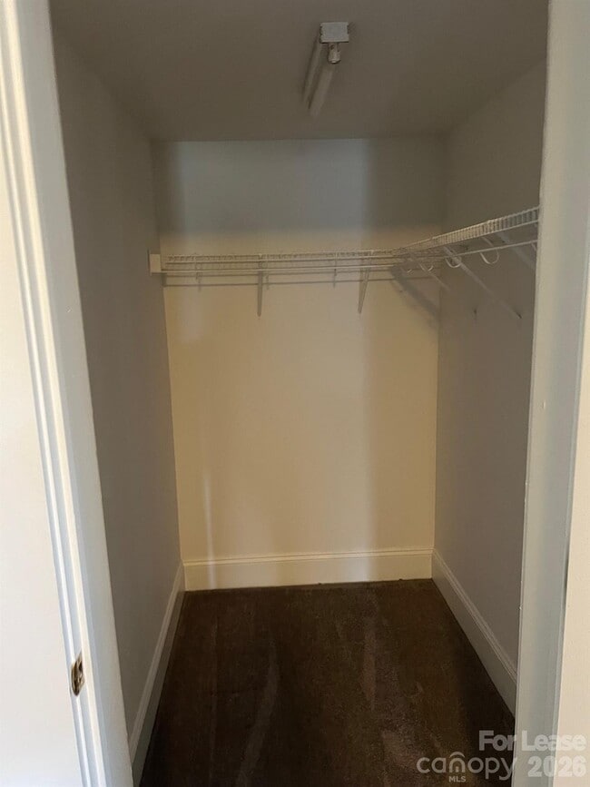 Building Photo - 15 1st St