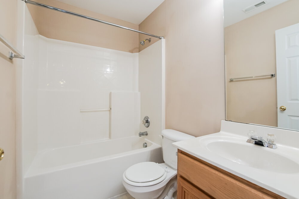 Building Photo - 1017 Dewberry Ct