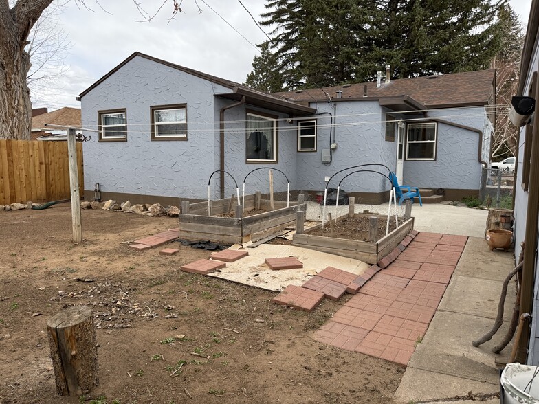 back - 420 S 19th St