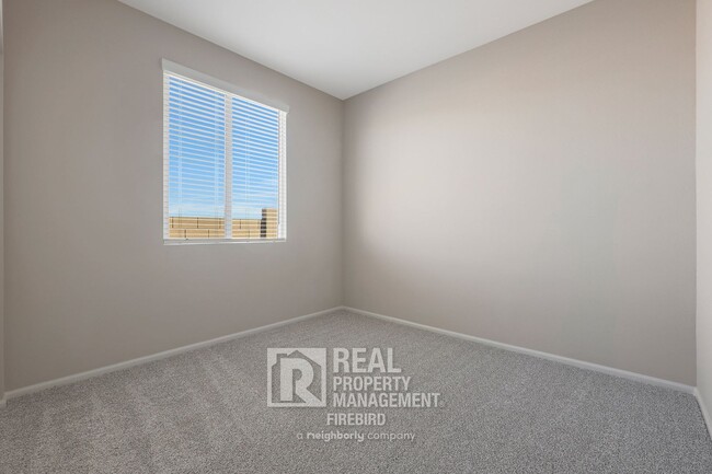 Building Photo - 17945 W Sand Hls Dr