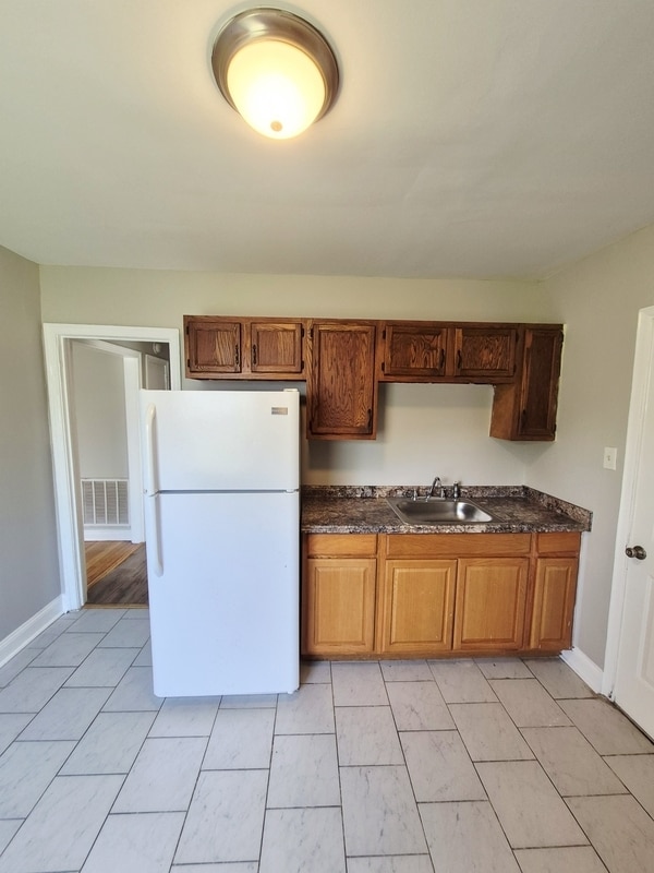 Building Photo - 2917 Creighton Rd