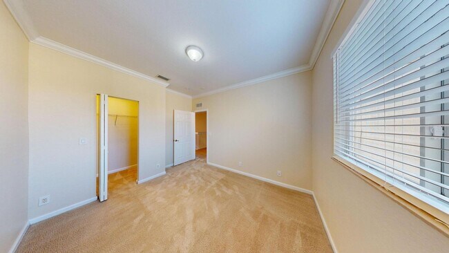 Building Photo - 1007 Grove Park Cir