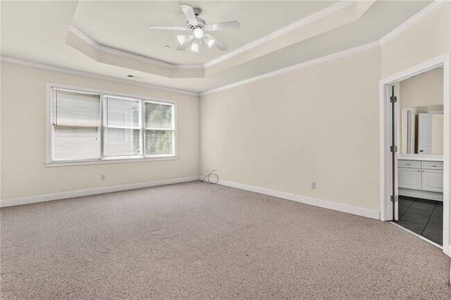Building Photo - 1022 Emory Parc Pl