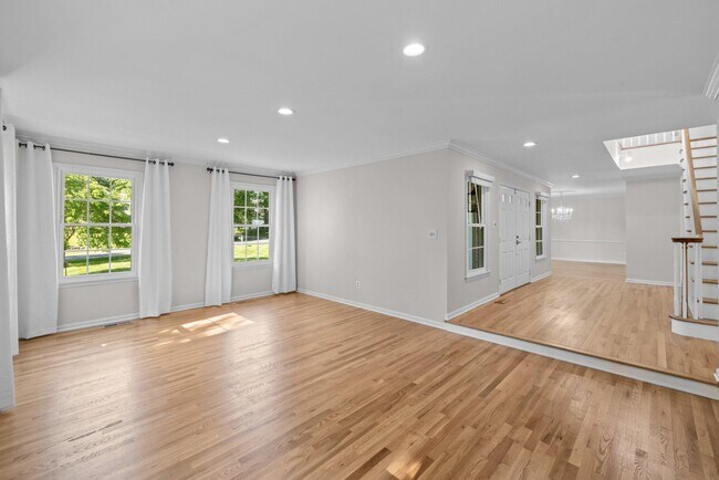 Building Photo - 6609 Heidi Ct