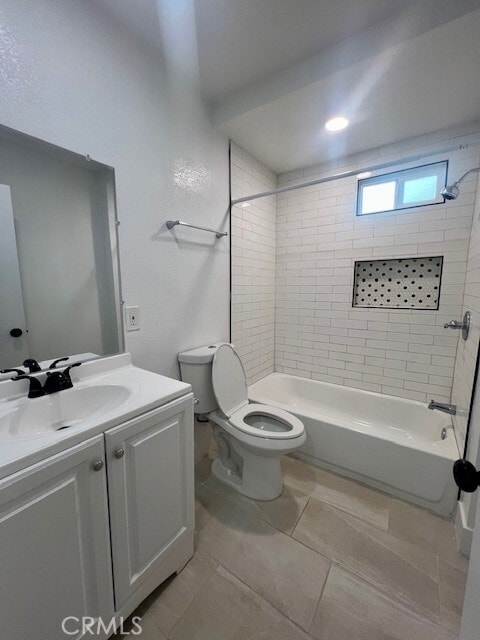 Building Photo - 580 W 21st St