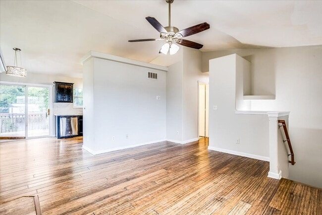 Building Photo - South Wichita Gem! Save $$ with solar panels