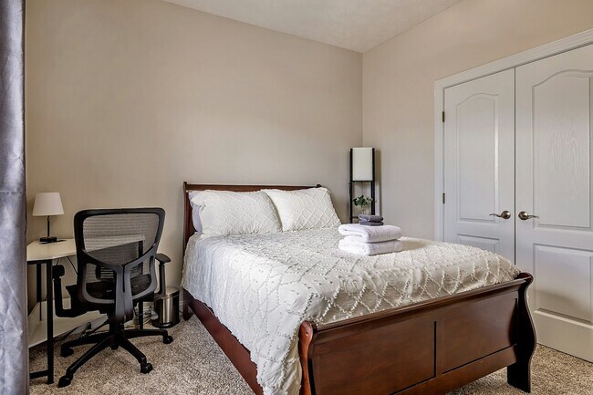 Building Photo - 523 Murray Fork Dr