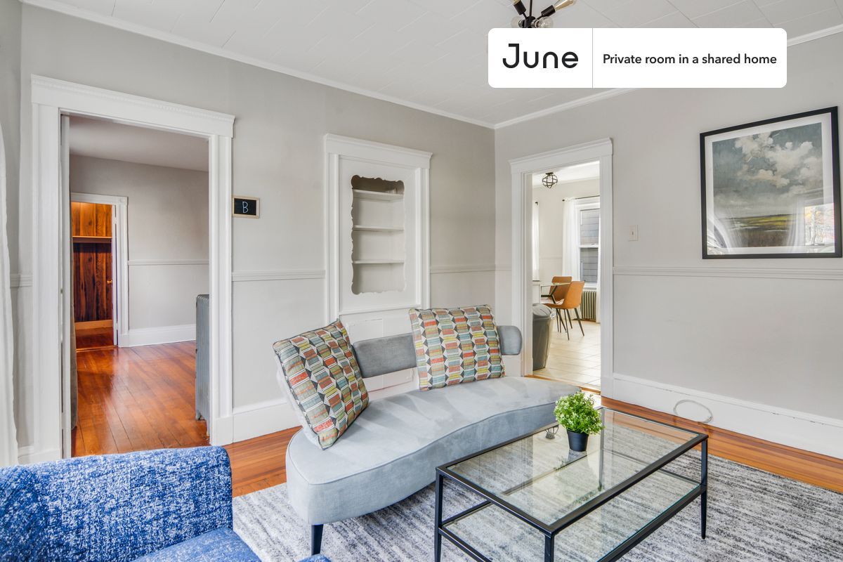Building Photo - Room in Shared 3 bed/1 bath home in Somerville