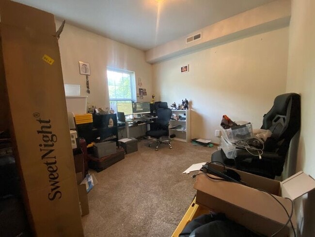 Building Photo - $1,295 | 2 Bedroom, 2 Bathroom Condo | Pet...