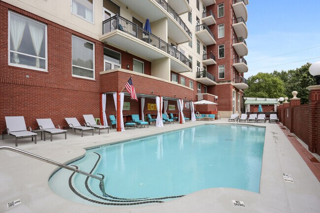 Building Photo - 3820 Roswell Rd NE