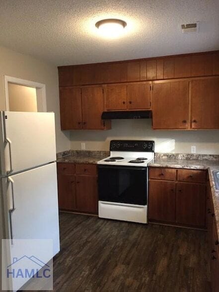 Building Photo - 380 Howard Rd