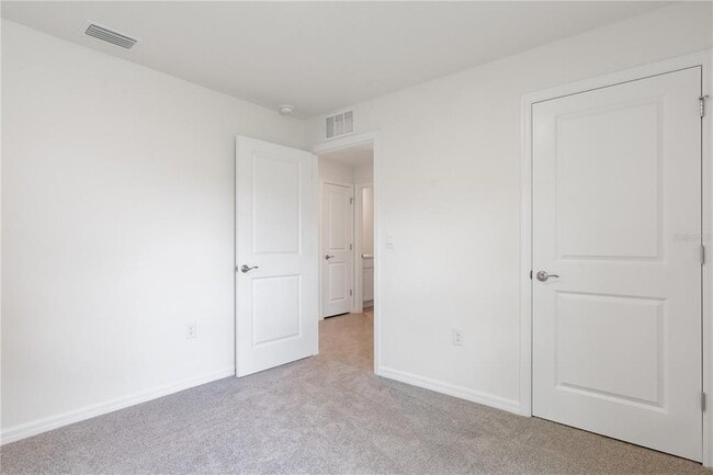 Building Photo - 8666 SW 44th Terrace