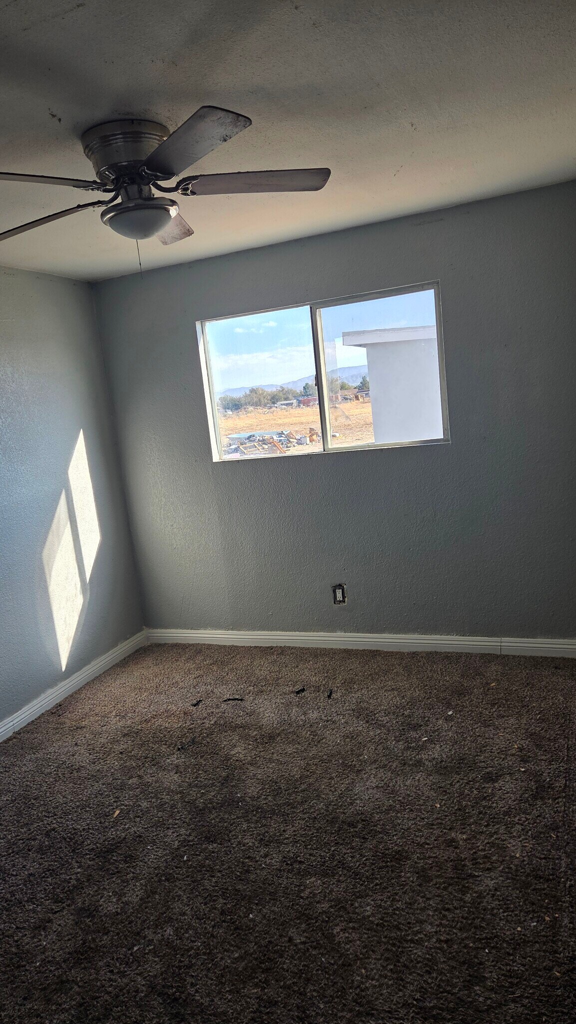 Building Photo - 8714 W Avenue E4