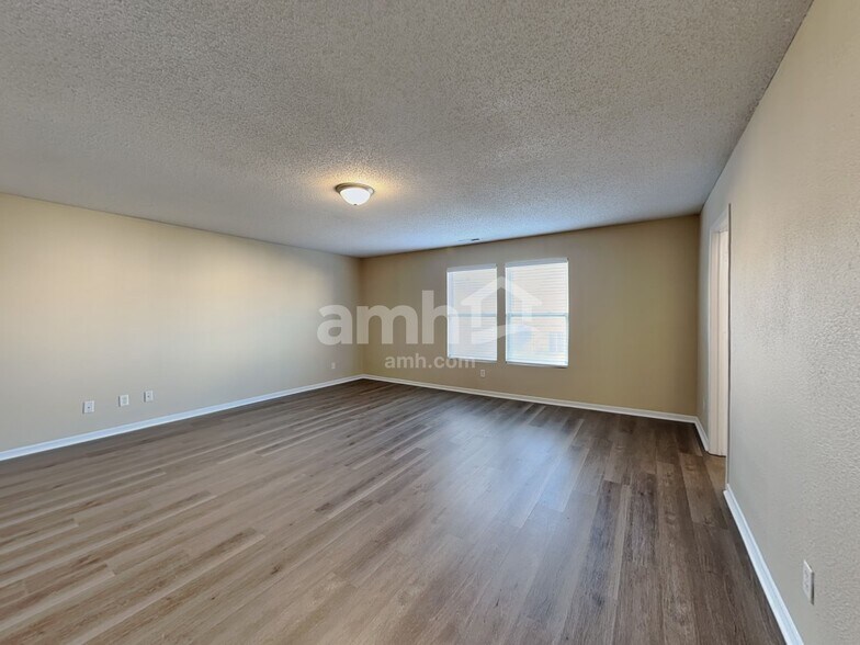 Building Photo - 8436 Belle Union Dr