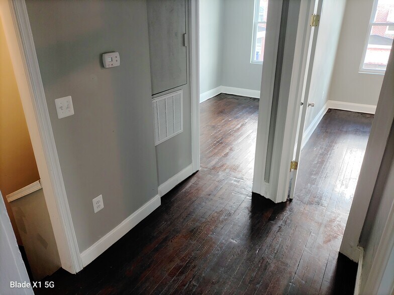 Building Photo - 622 Linnard St