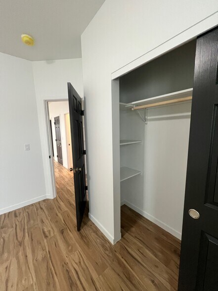 Building Photo - 119 Grant Dr