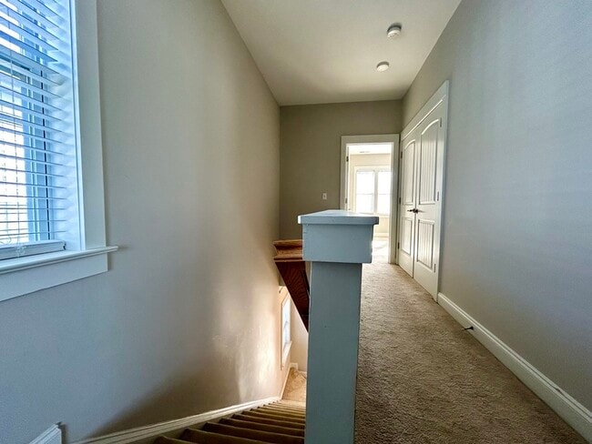 Building Photo - 1920 Lela Avenue