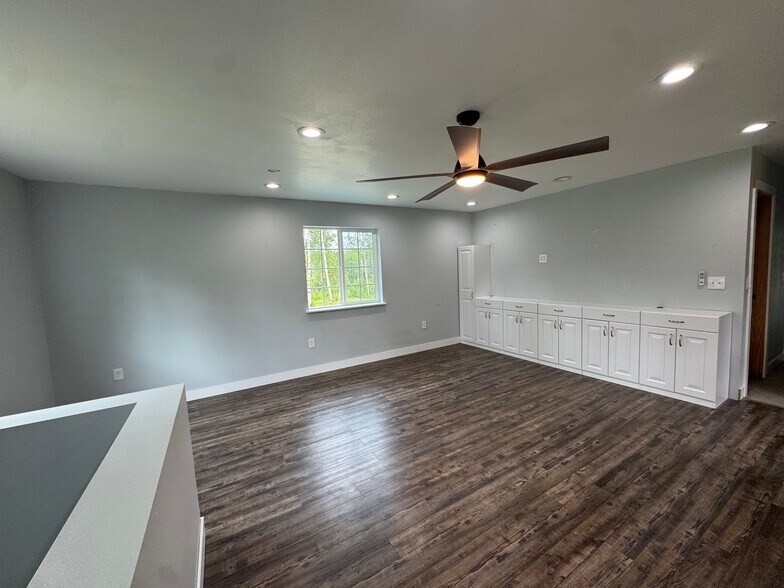 Building Photo - 10259 Crabb Cir