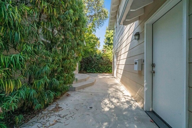 Building Photo - 21303 Ibanez Ave