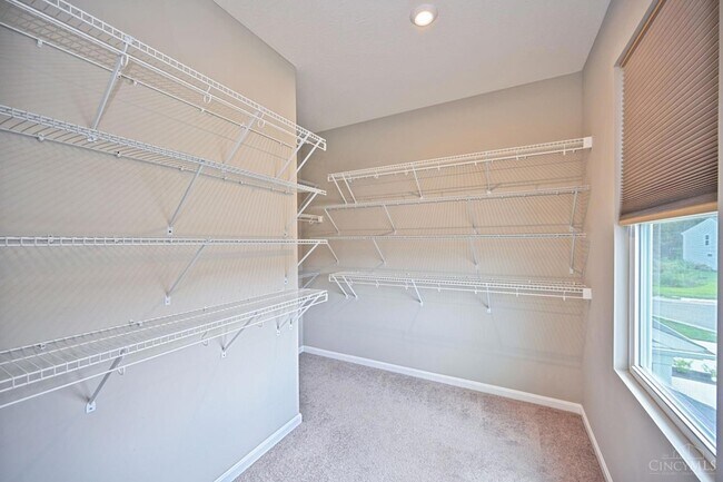 Building Photo - 1538 Summerview Ln