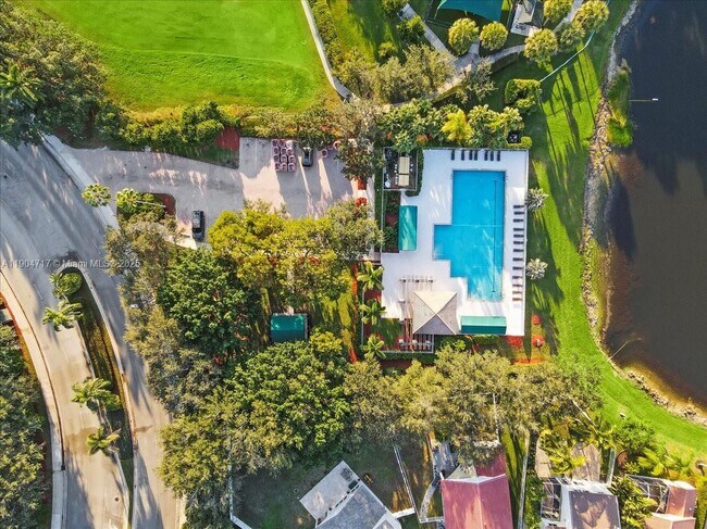 Building Photo - 642 Heritage Dr